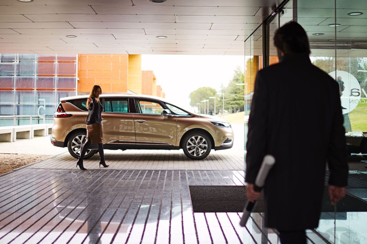 10 coches para madres trabajadoras