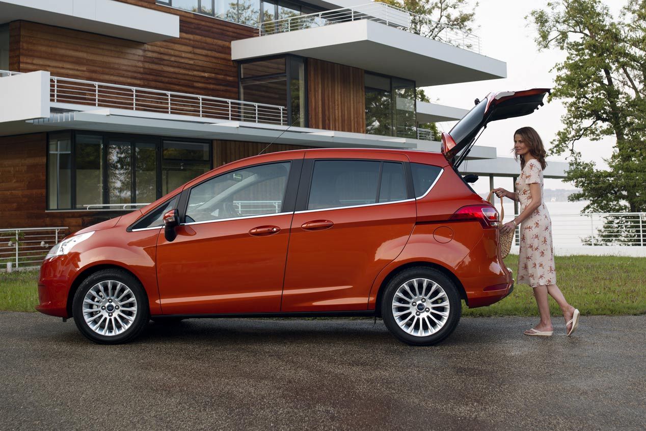 10 coches para madres trabajadoras