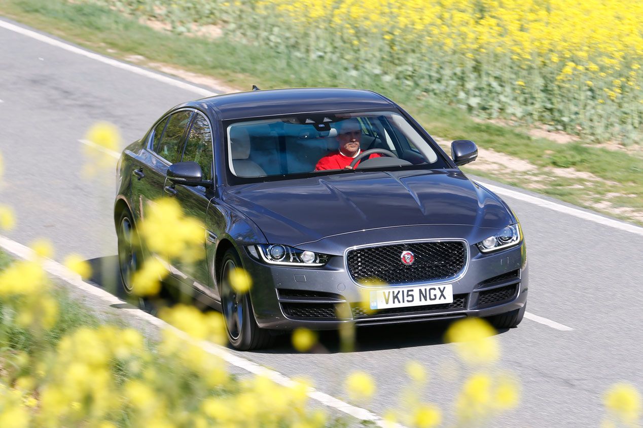 Contacto: Jaguar XE, un turbo que valen 240 caballos