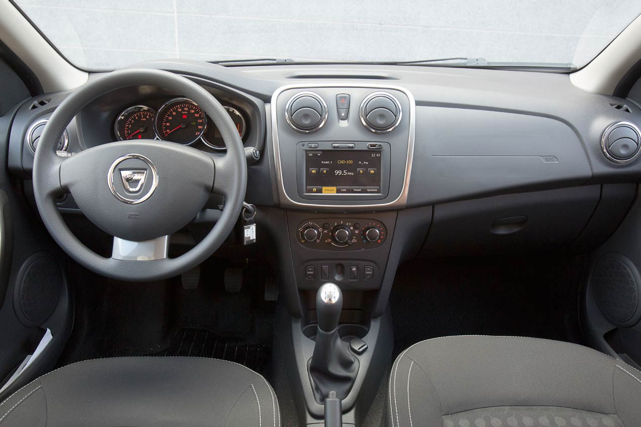 Dacia Lodgy dCi 110 7plz vs   Dacia Logan MCV dCi 90