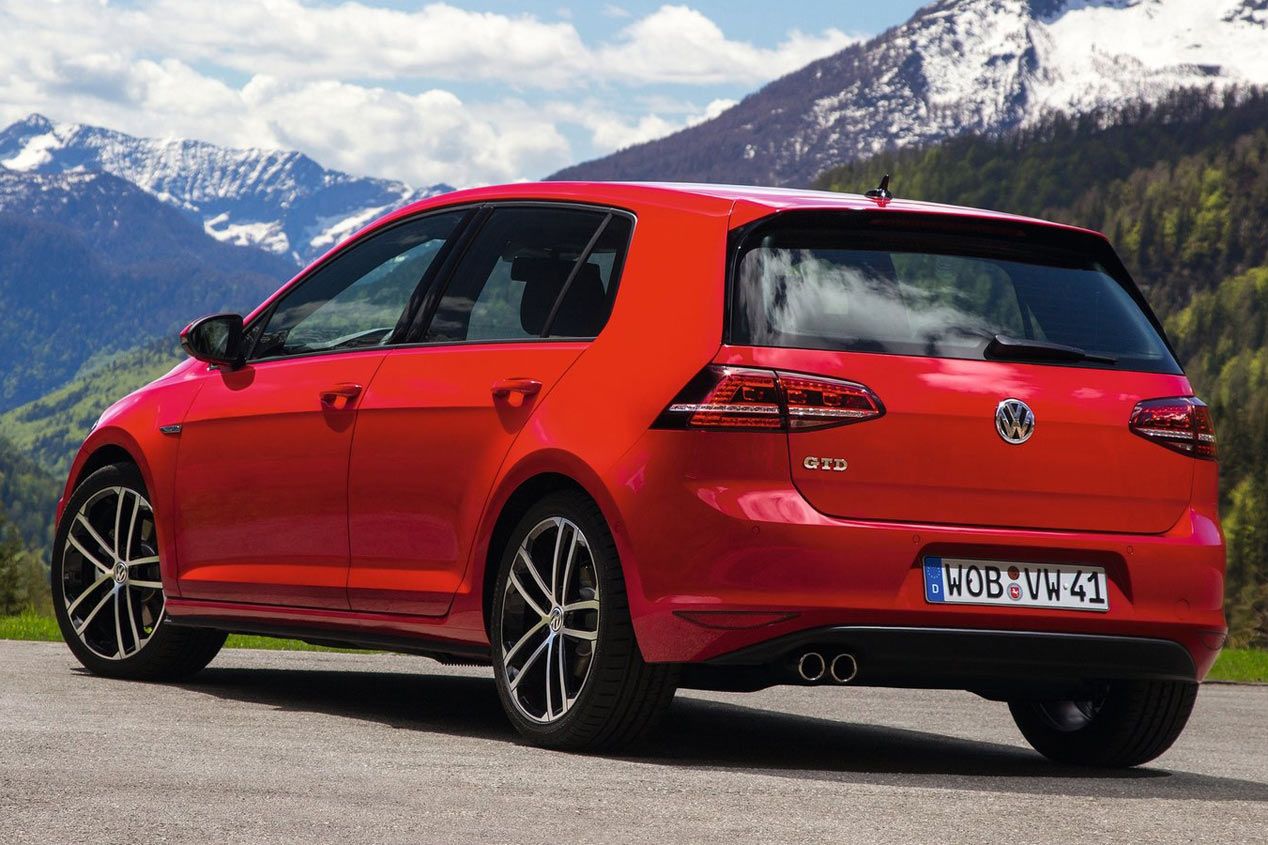 Los 10 coches más vendidos en abril