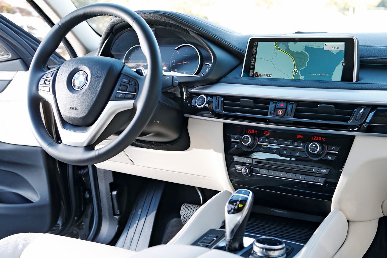 Comparativa: BMW X6 xDrive 30d vs Porsche Cayenne Diesel
