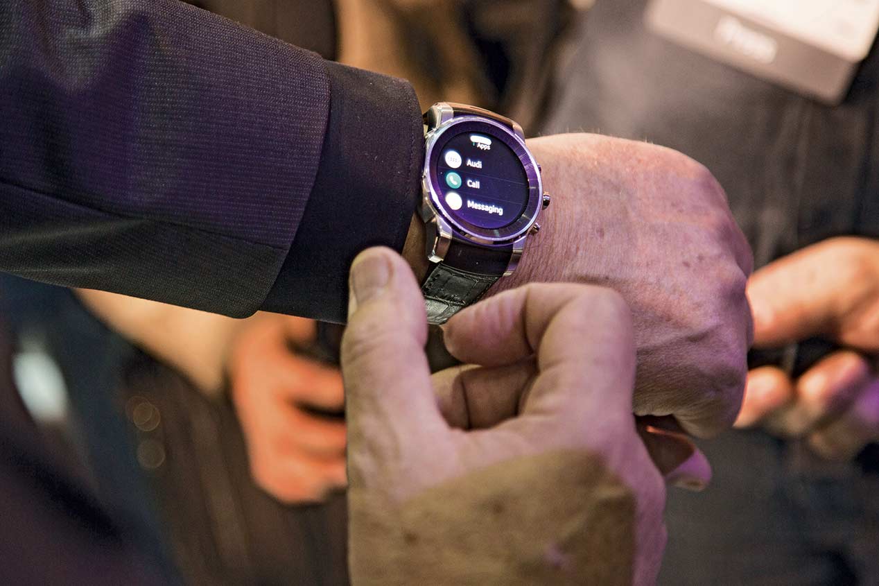 SmartWatches para controlar el coche