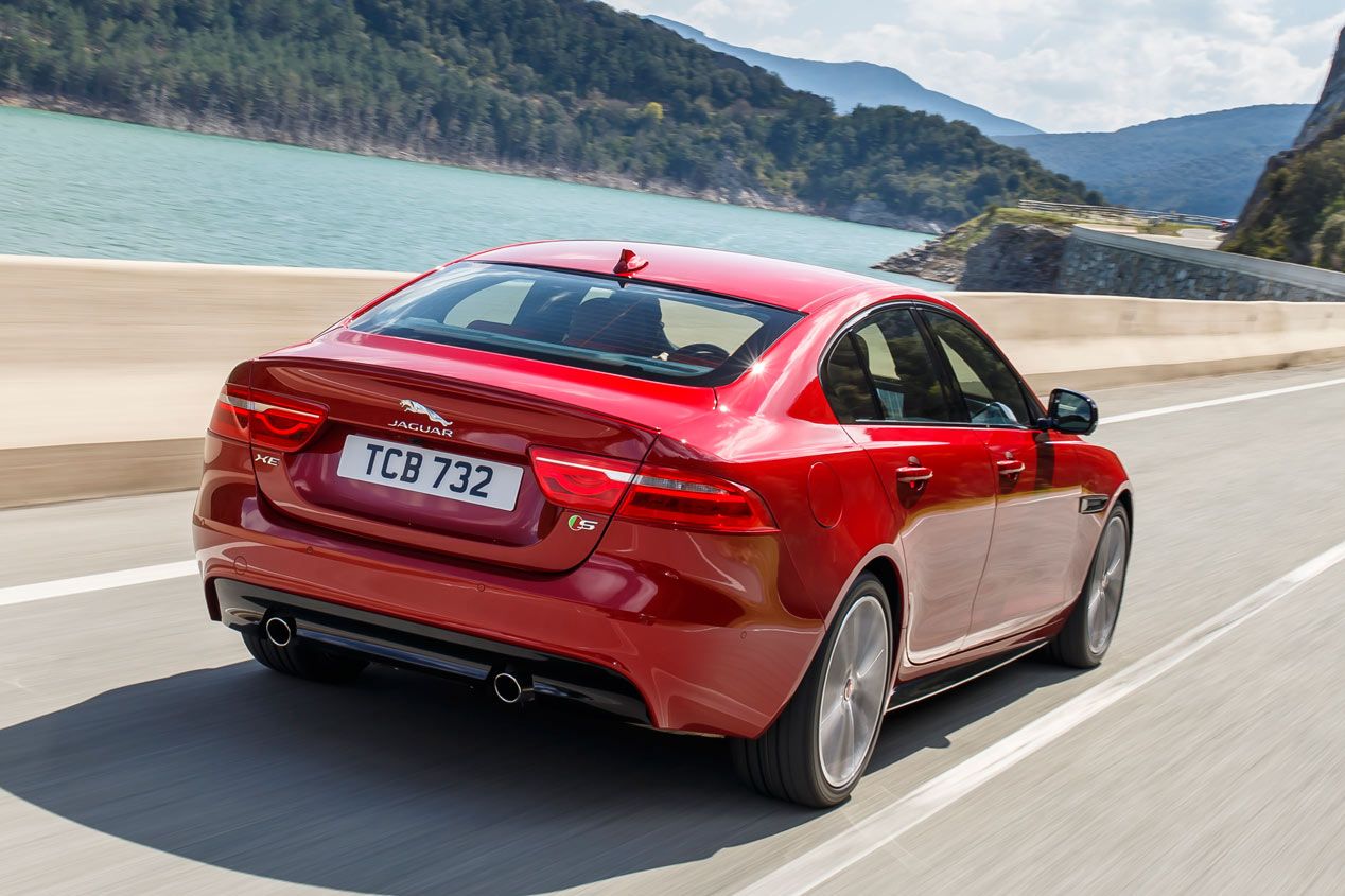 Contacto: Jaguar XE-S 3.0 SC, compacto y deportivo