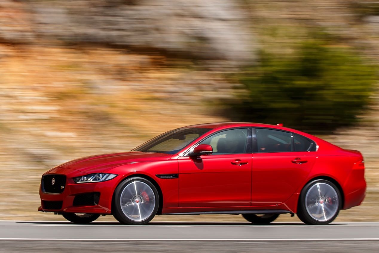 Contacto: Jaguar XE-S 3.0 SC, compacto y deportivo