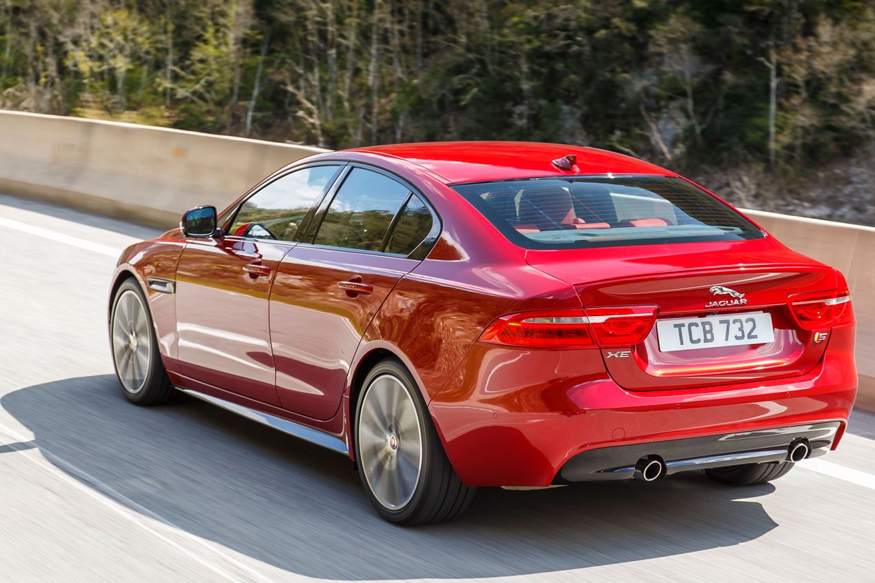 Contacto: Jaguar XE-S 3.0 SC, compacto y deportivo