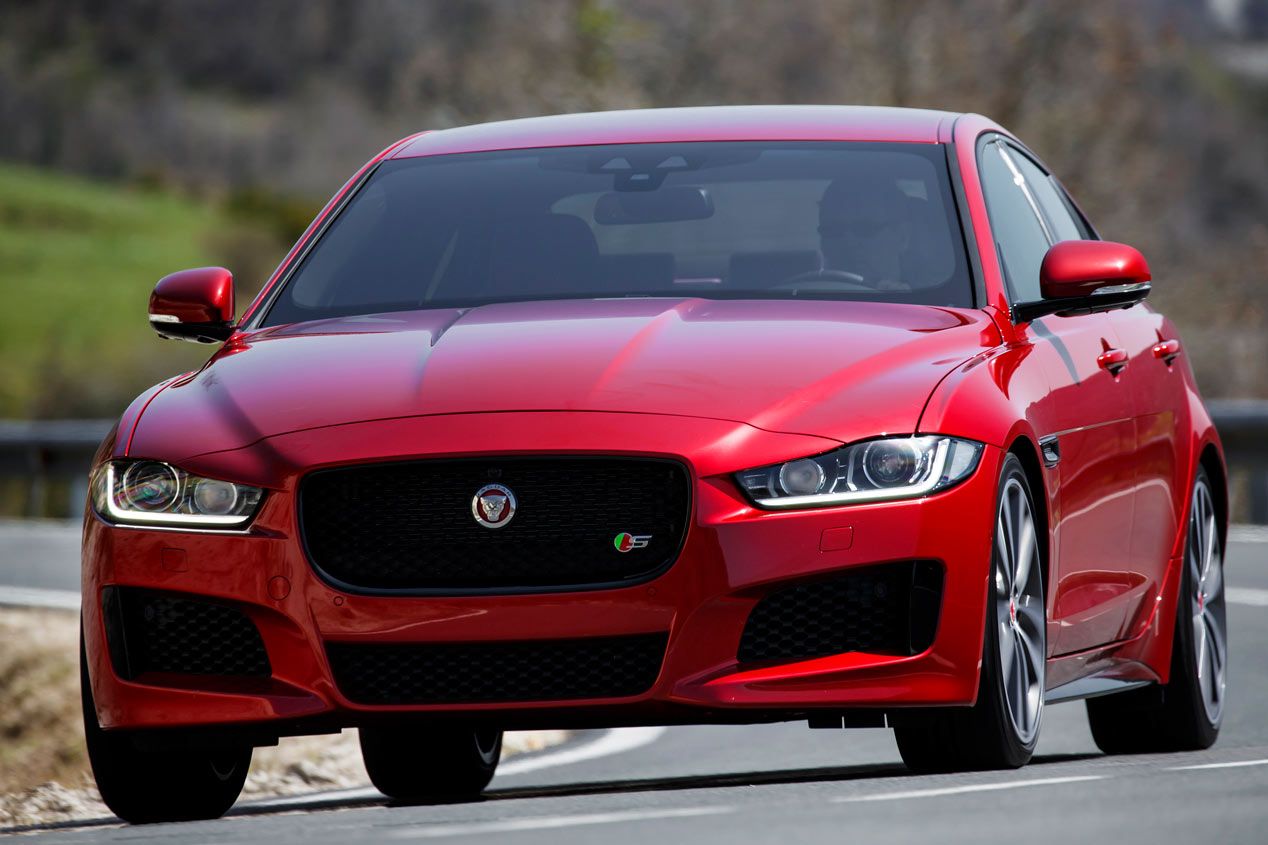 Contacto: Jaguar XE-S 3.0 SC, compacto y deportivo