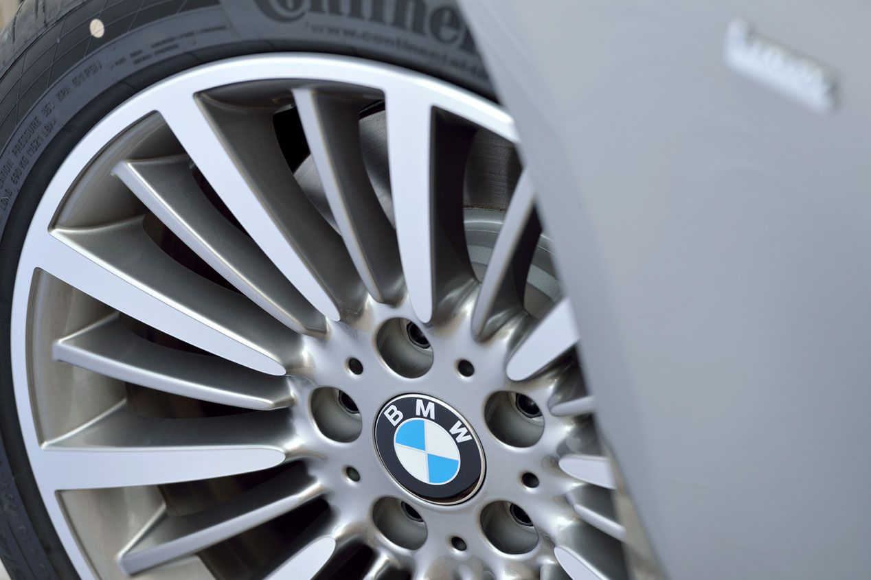 BMW Serie 3 2015, tecnología y eficiencia por bandera