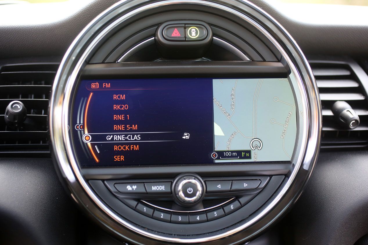 Comparativa: Mini Cooper D 5 p vs Nissan Juke 1.5 DCI 4x2
