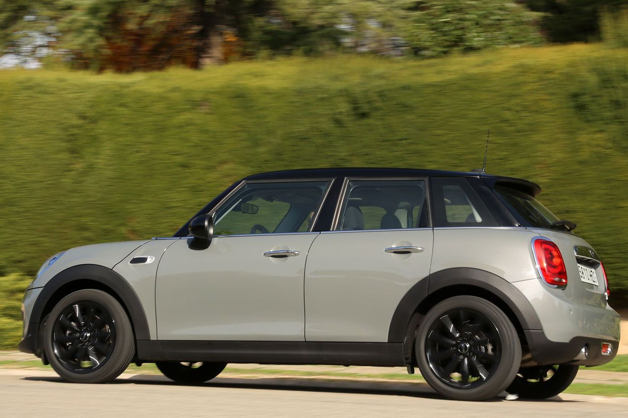 Comparativa: Mini Cooper D 5 p vs Nissan Juke 1.5 DCI 4x2