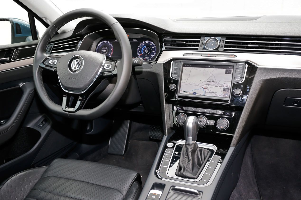 Comparativa: Ford Mondeo 2.0 TDCi vs VW Passat 2.0 TDI DSG