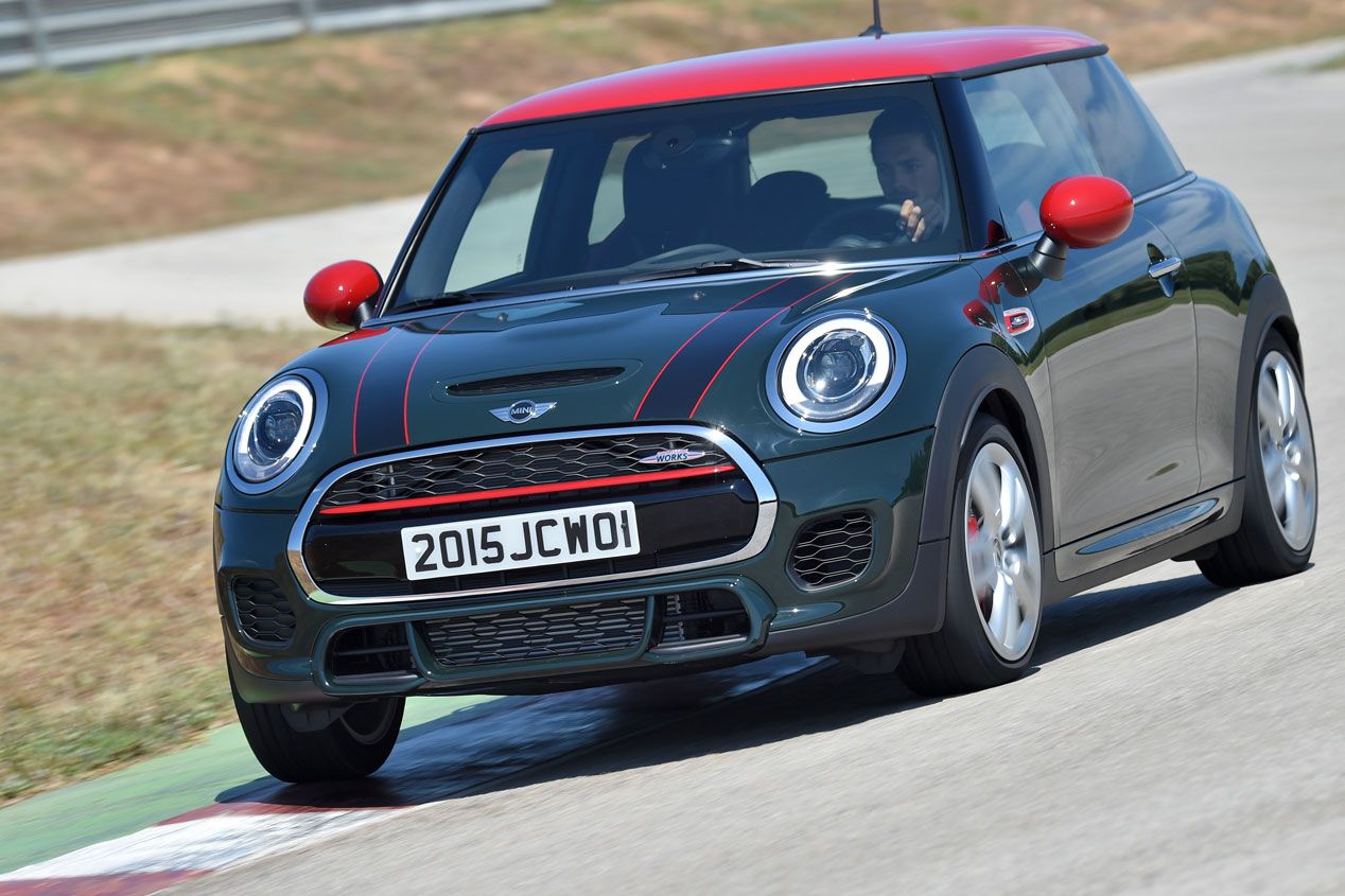 Contacto: Mini John Cooper Works, ¡cañonazo!