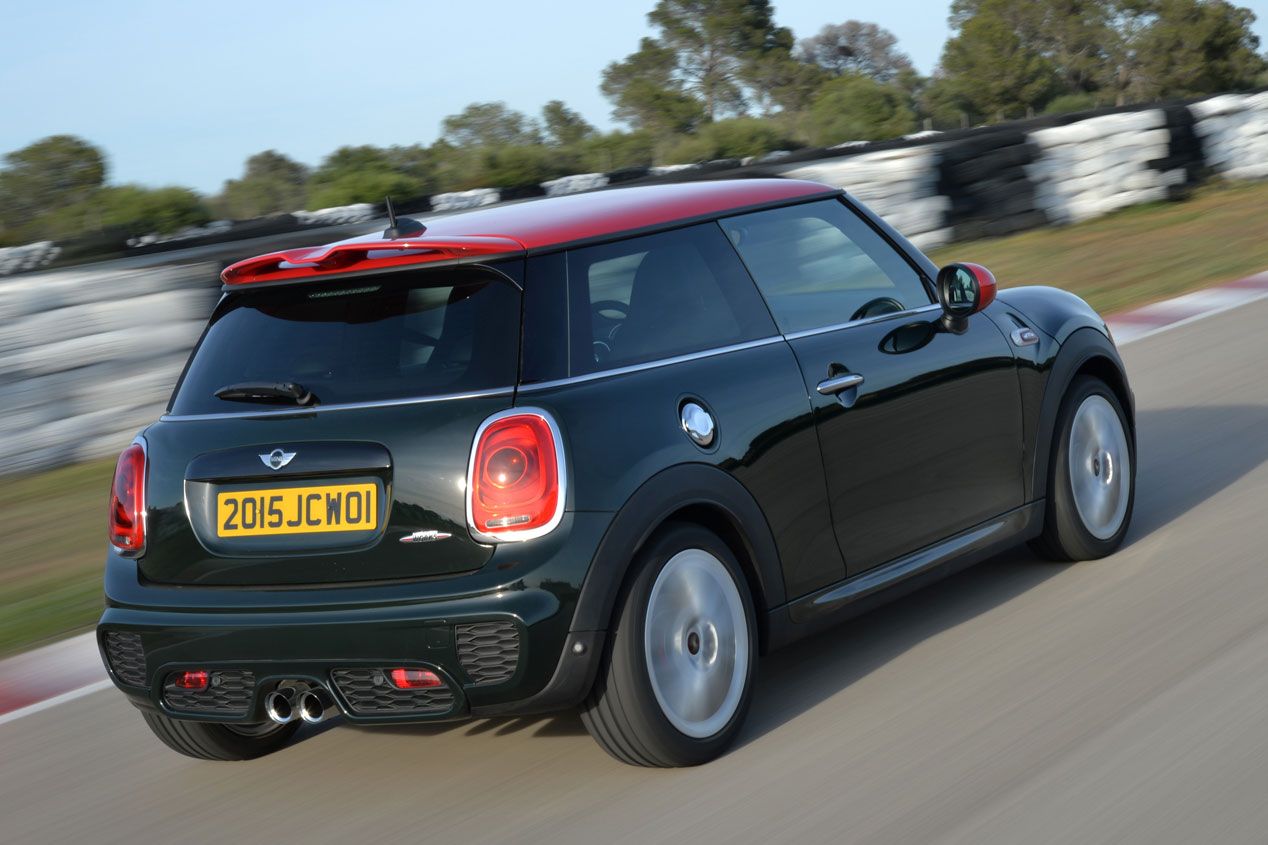 Contacto: Mini John Cooper Works, ¡cañonazo!