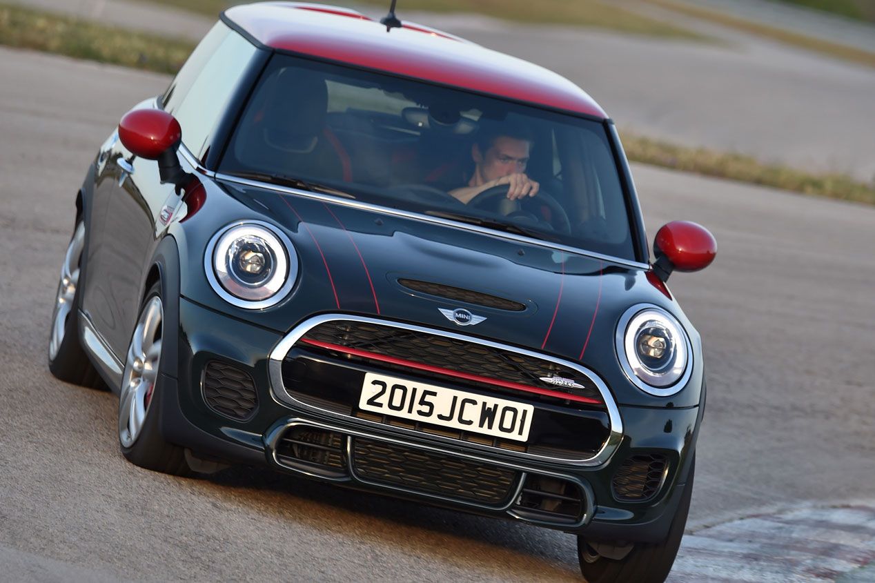 Contacto: Mini John Cooper Works, ¡cañonazo!