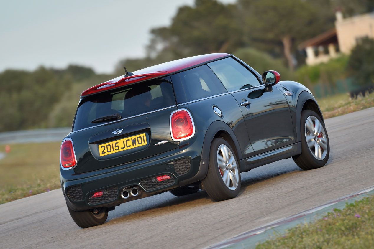 Contacto: Mini John Cooper Works, ¡cañonazo!