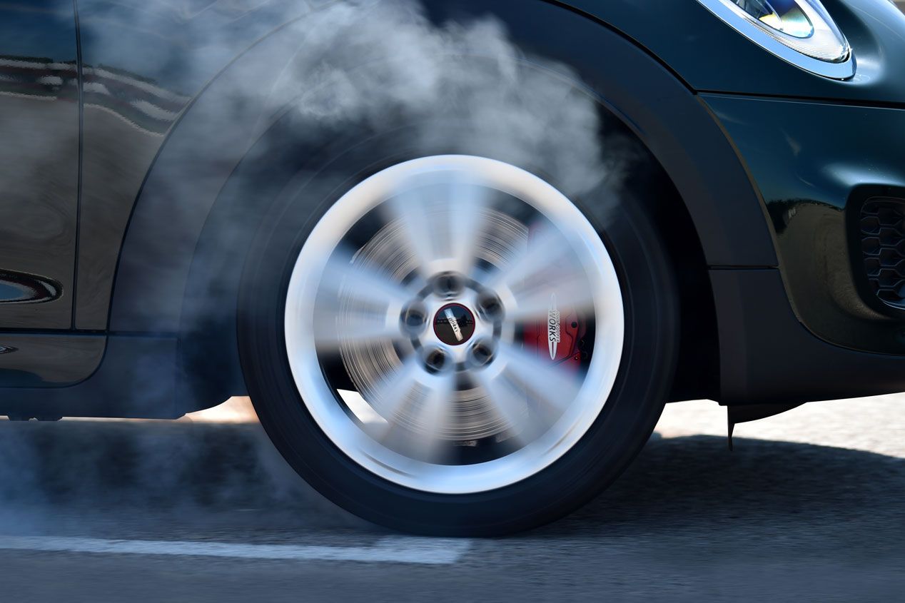 Contacto: Mini John Cooper Works, ¡cañonazo!