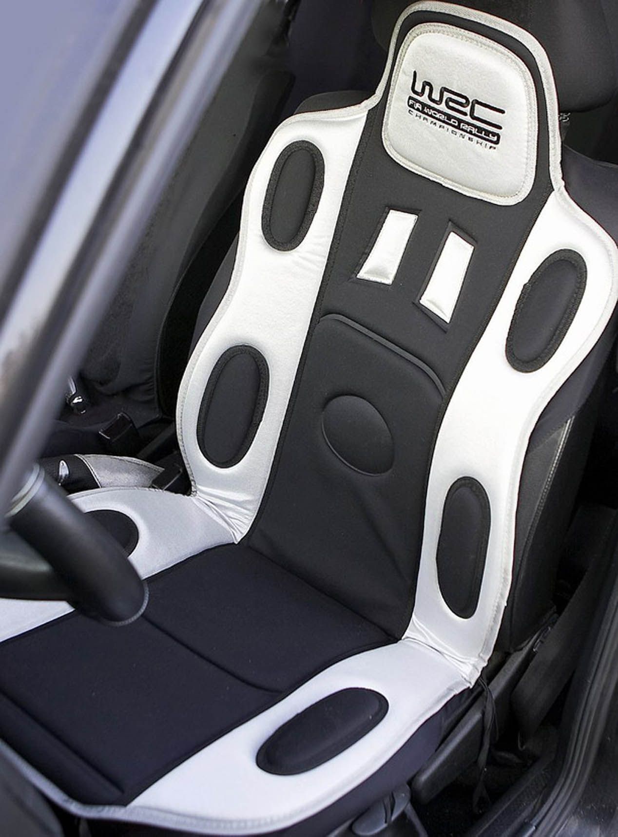 Accesorios clave para tunear tu coche
