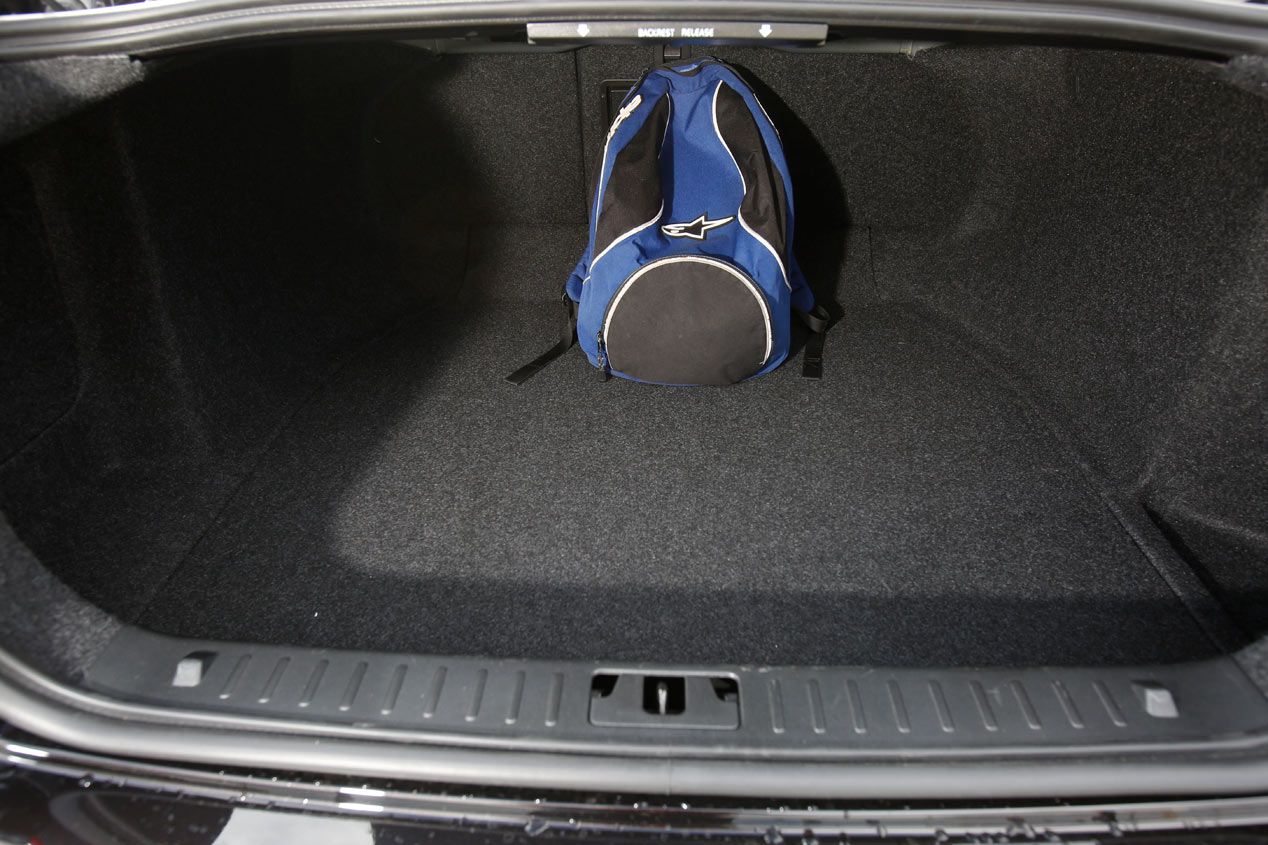 Comparativa: VW Passat 2.0 TDi BiT 4Motion DSG vs Volvo S80 D5 AWD Aut.