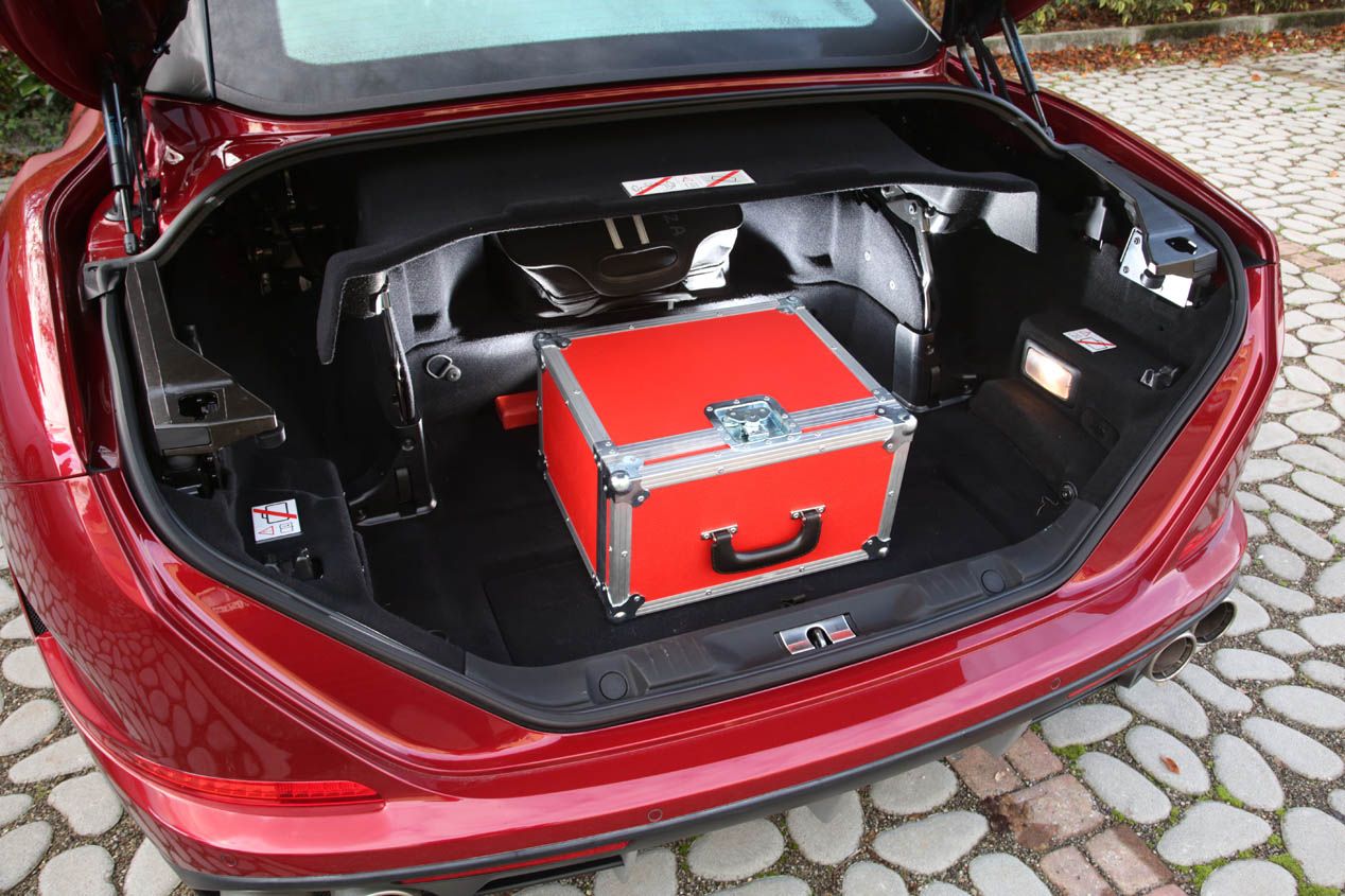 Prueba: Ferrrari California T