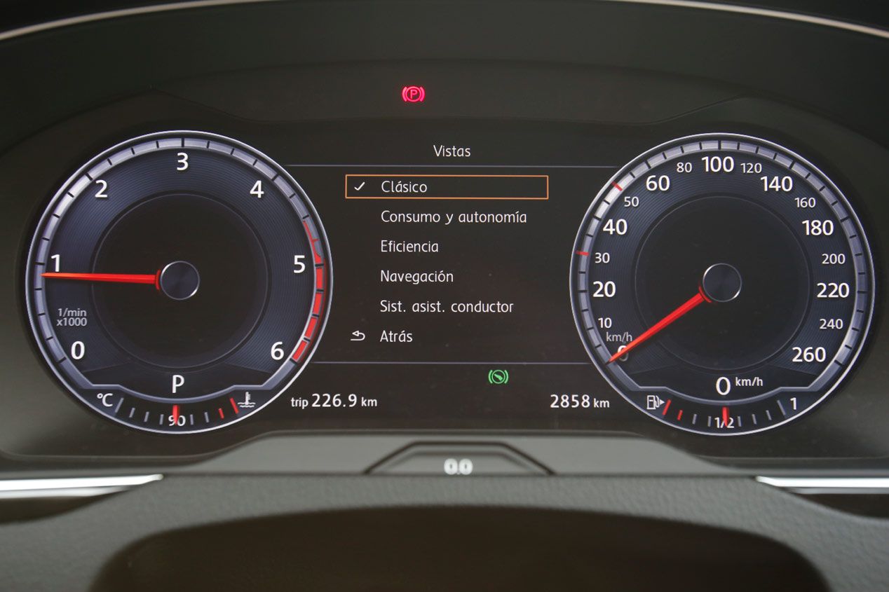 Comparativa: VW Passat 2.0 TDi BiT 4Motion DSG vs Volvo S80 D5 AWD Aut.