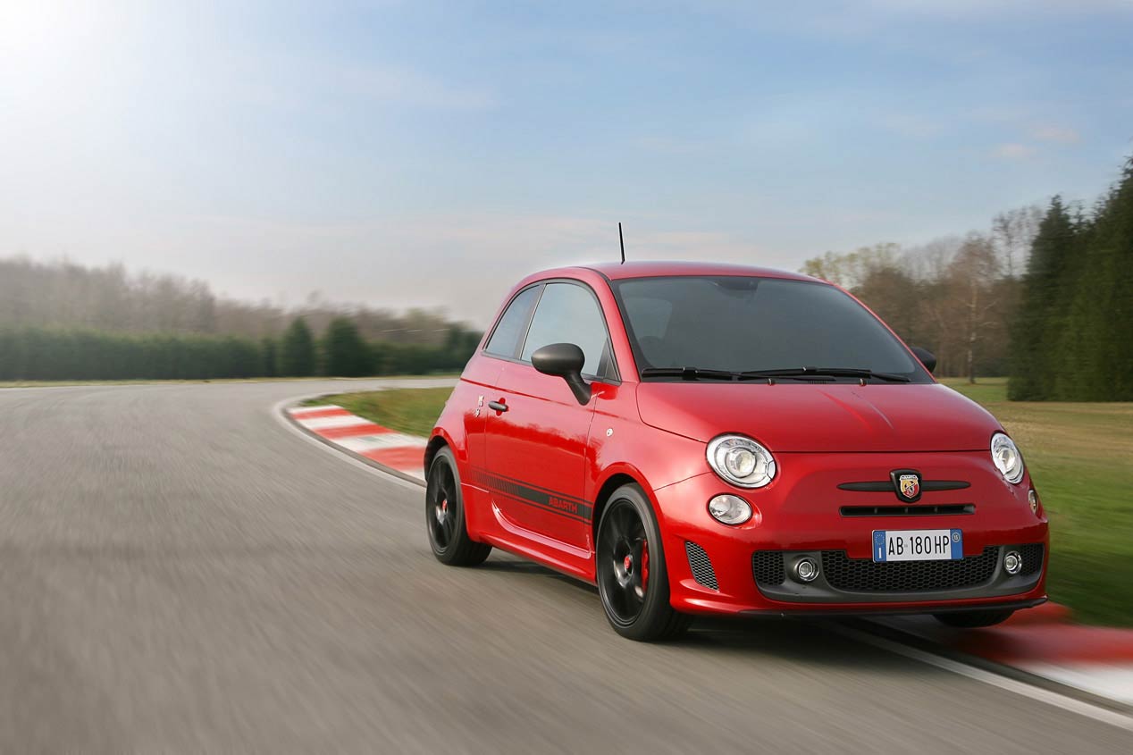 Abarth 595 Competizione 2015, más 'veneno' deportivo