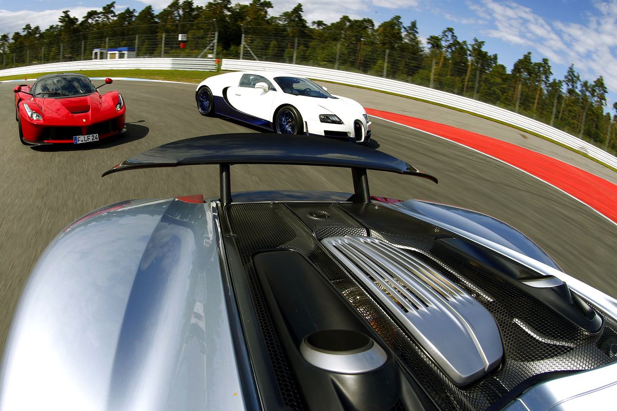Comparativa: Bugatti Veyron Super Sport vs Ferrari LaFerrari y Porsche 918 Spyder, trío de ases