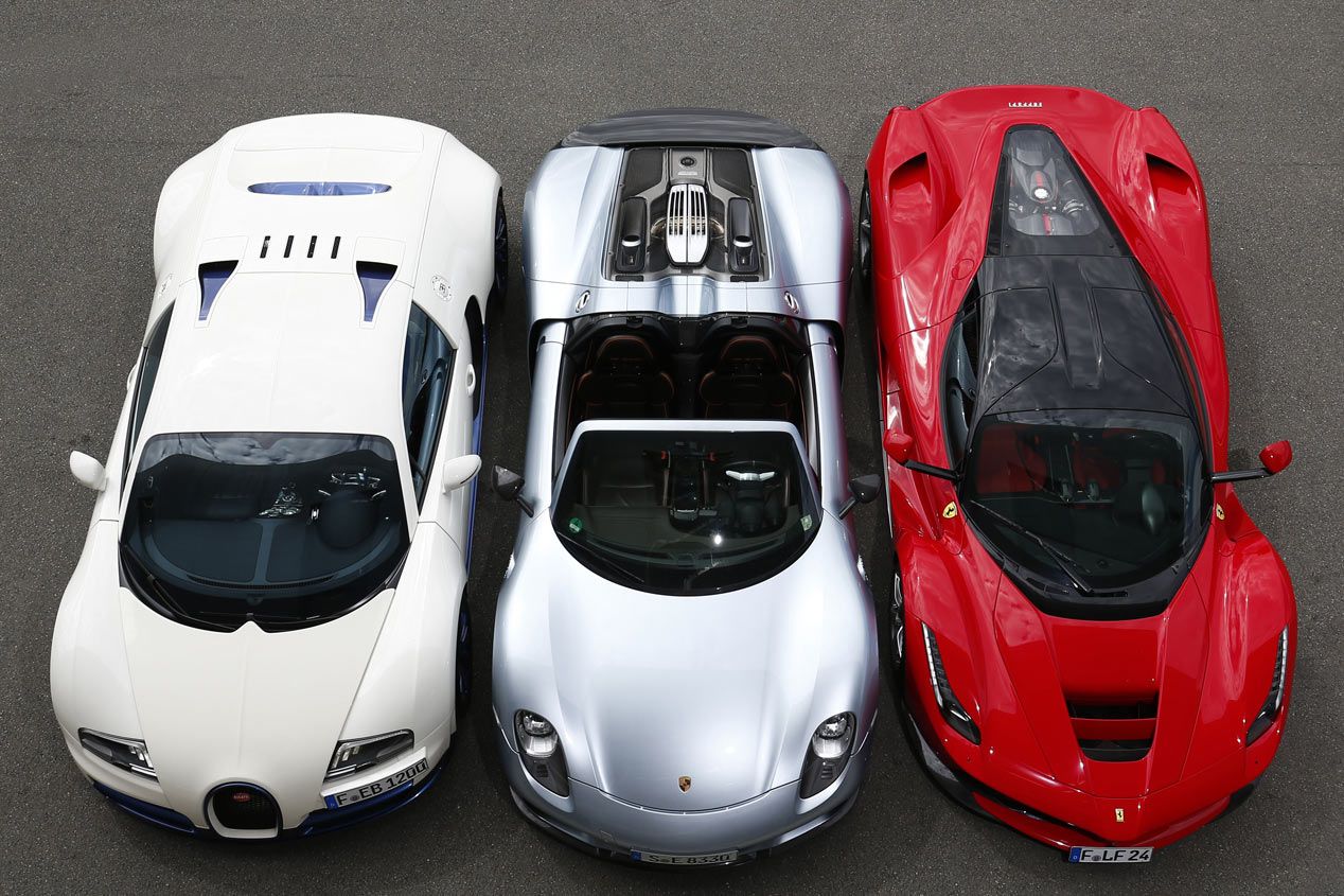 Comparativa: Bugatti Veyron Super Sport vs Ferrari LaFerrari y Porsche 918 Spyder, trío de ases