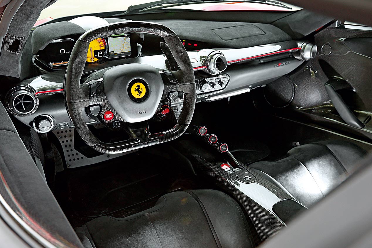 Comparativa: Bugatti Veyron Super Sport vs Ferrari LaFerrari y Porsche 918 Spyder, trío de ases