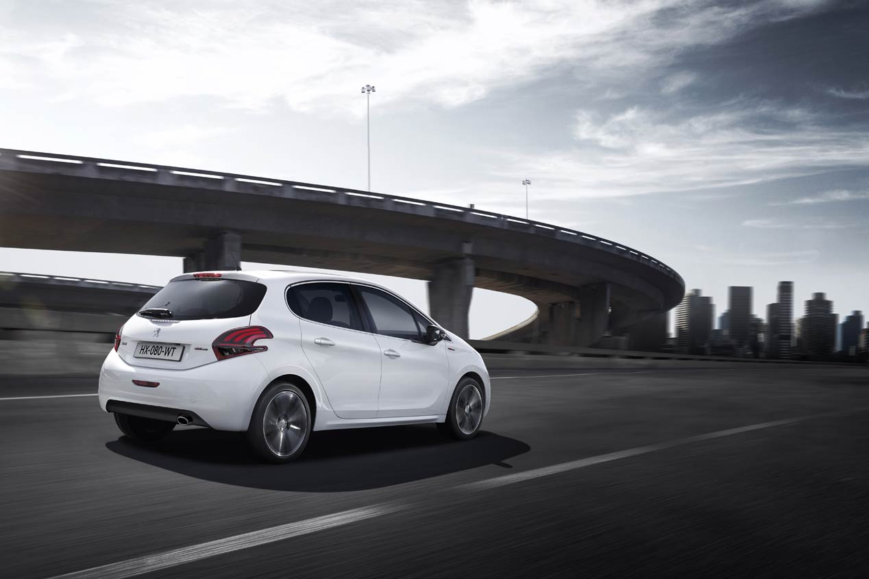 Contacto: Peugeot 208 2015, más agresivo y moderno