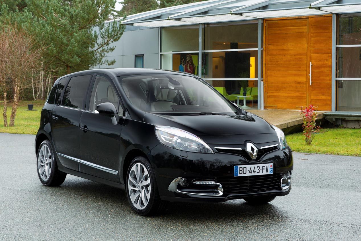 Los mejores coches para personas altas