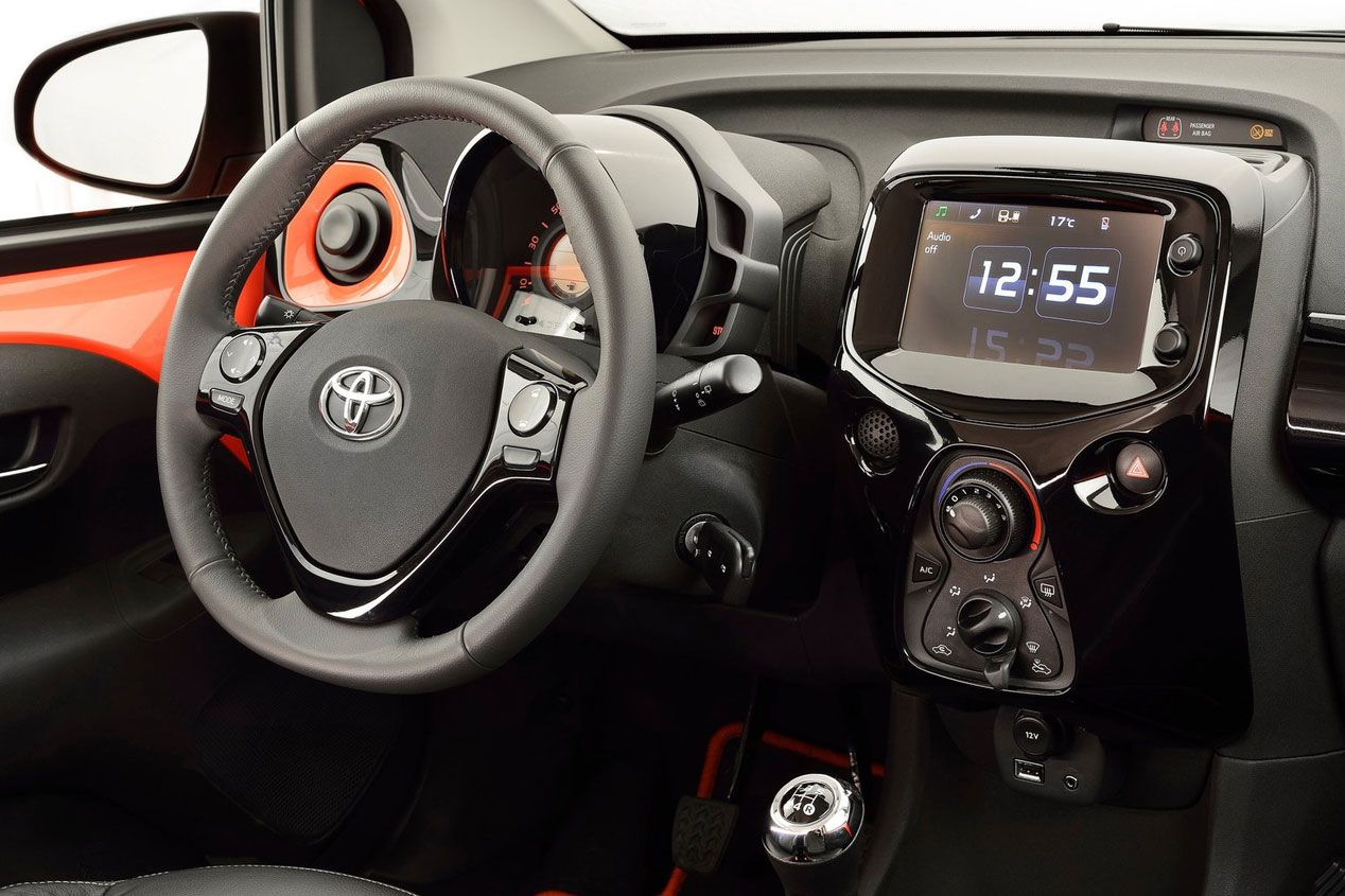 Los mejores coches para personas altas