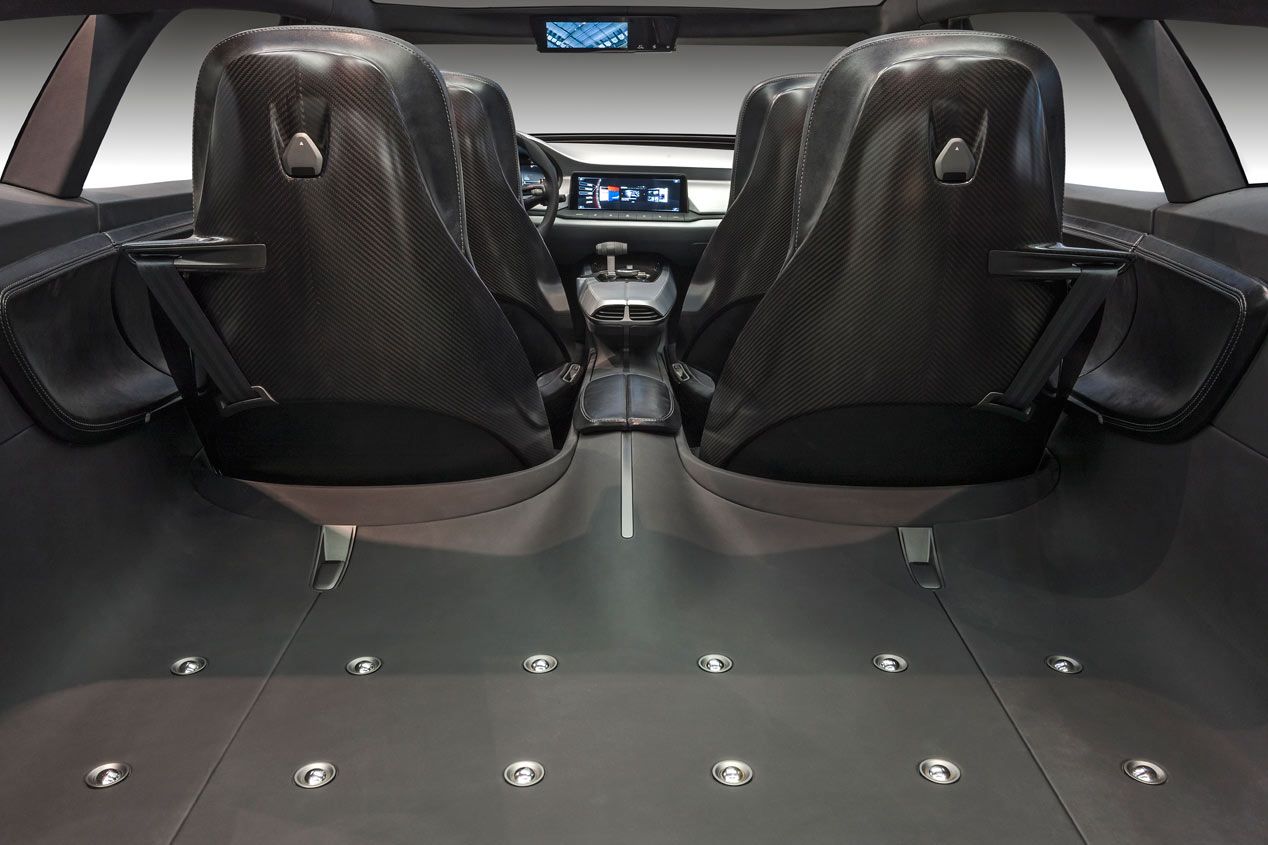 Primera prueba: Kia Sportspace, familiar futurista