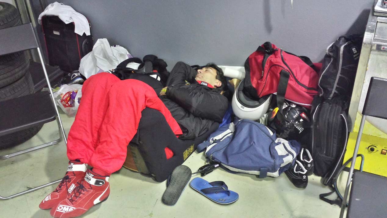 24 Horas de Ascari: piloto por un día