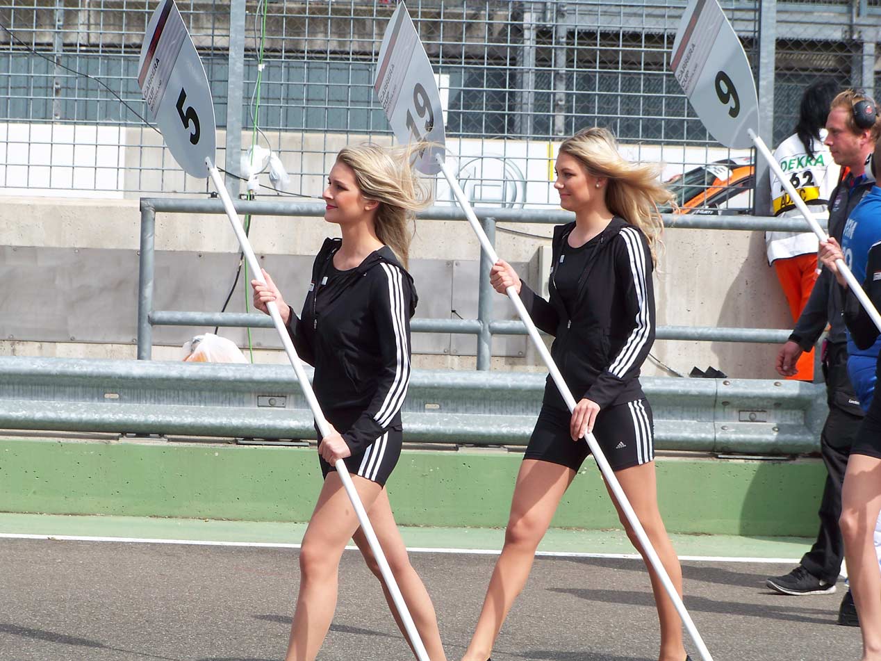 Las chicas del DTM en Lausitzring