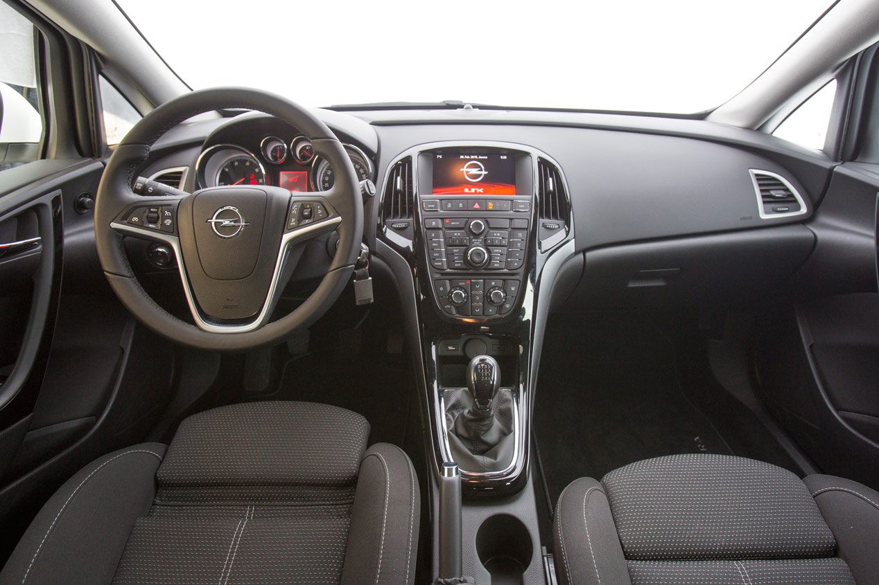 Comparativa: Honda Civic 1.6 i-DTEC vs Opel Astra 1.6 CDTi y Peugeot 308 1.6 BlueHDI
