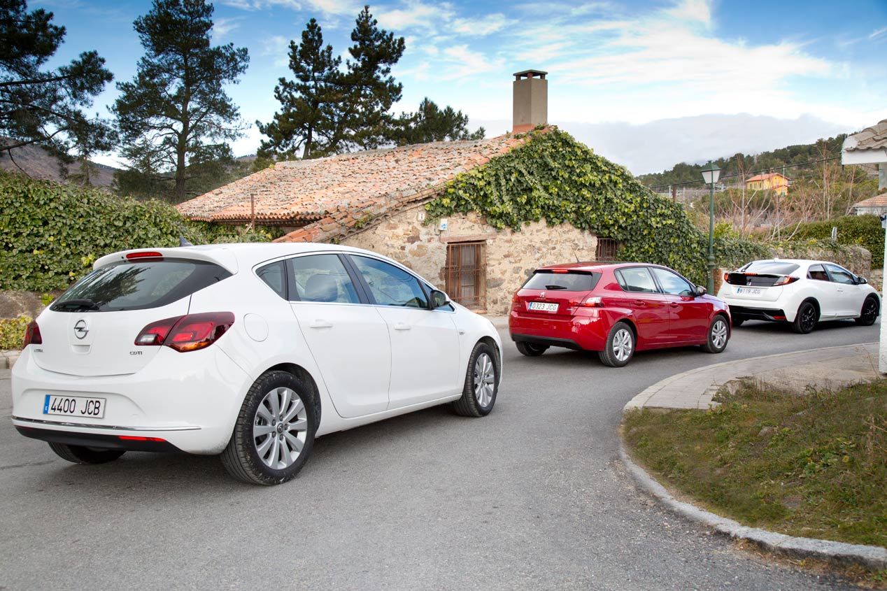 Comparativa: Honda Civic 1.6 i-DTEC vs Opel Astra 1.6 CDTi y Peugeot 308 1.6 BlueHDI