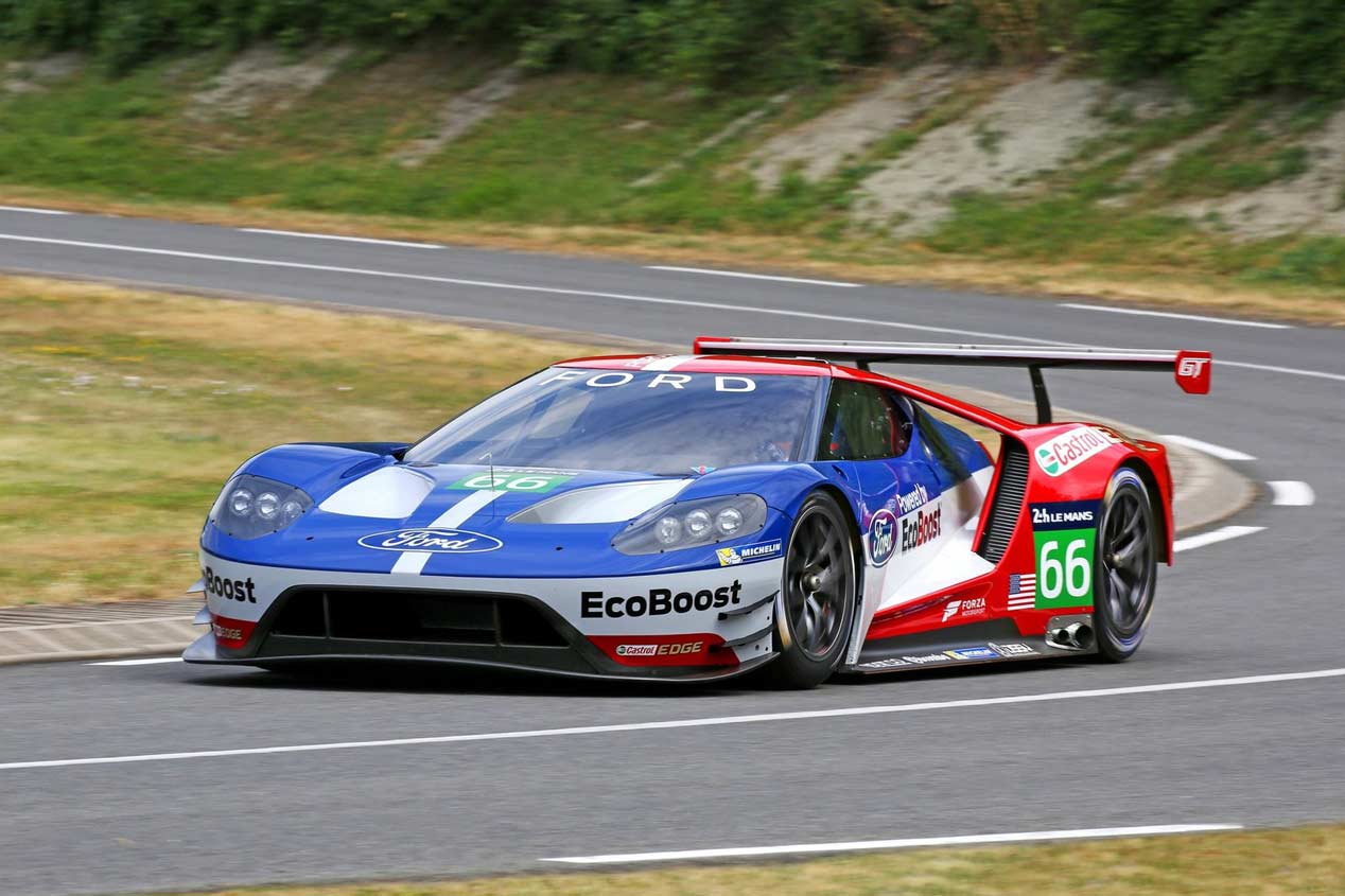 Ford GT Le Mans Racecar 2016