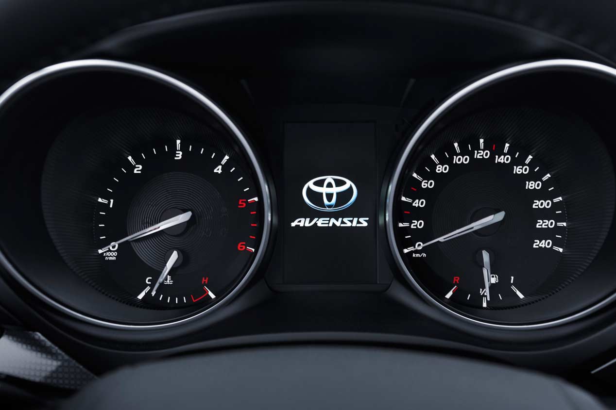Primera prueba: Toyota Avensis 2015 2.0D-4D Touring Sports