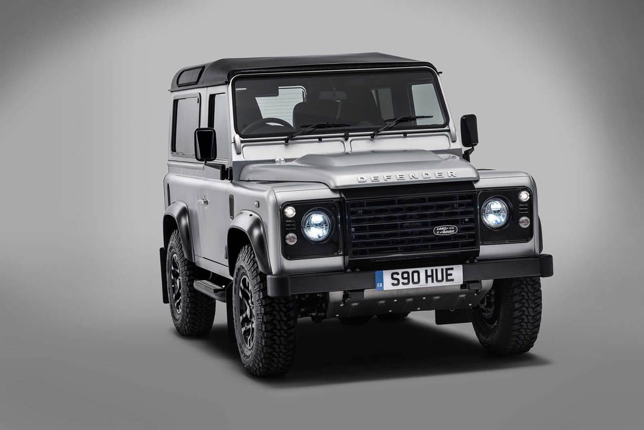 Land Rover Defender ‘dos millones’, subastado por una buena causa