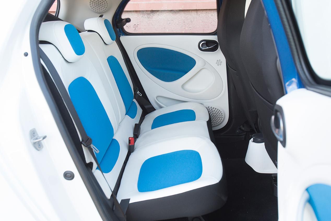 Comparativa: Renault Twingo 1.0 vs Smart Forfour 1.0