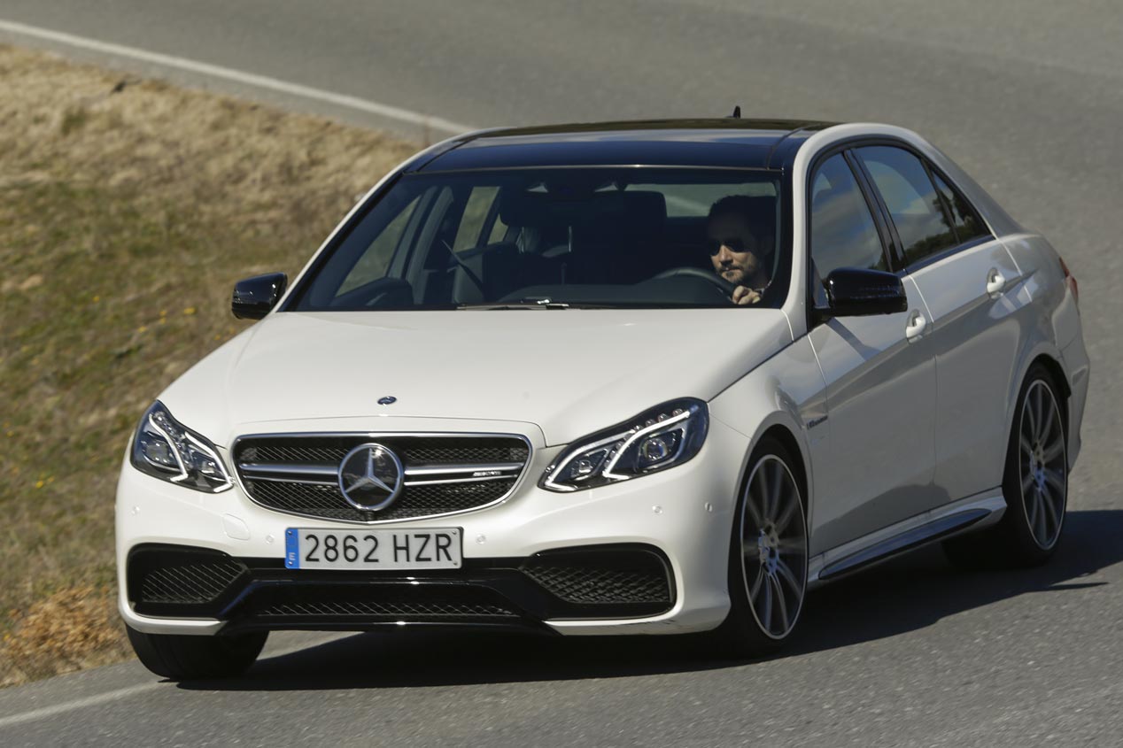 Prueba: Mercedes E63 AMG 557 4Matic, locomotora AMG