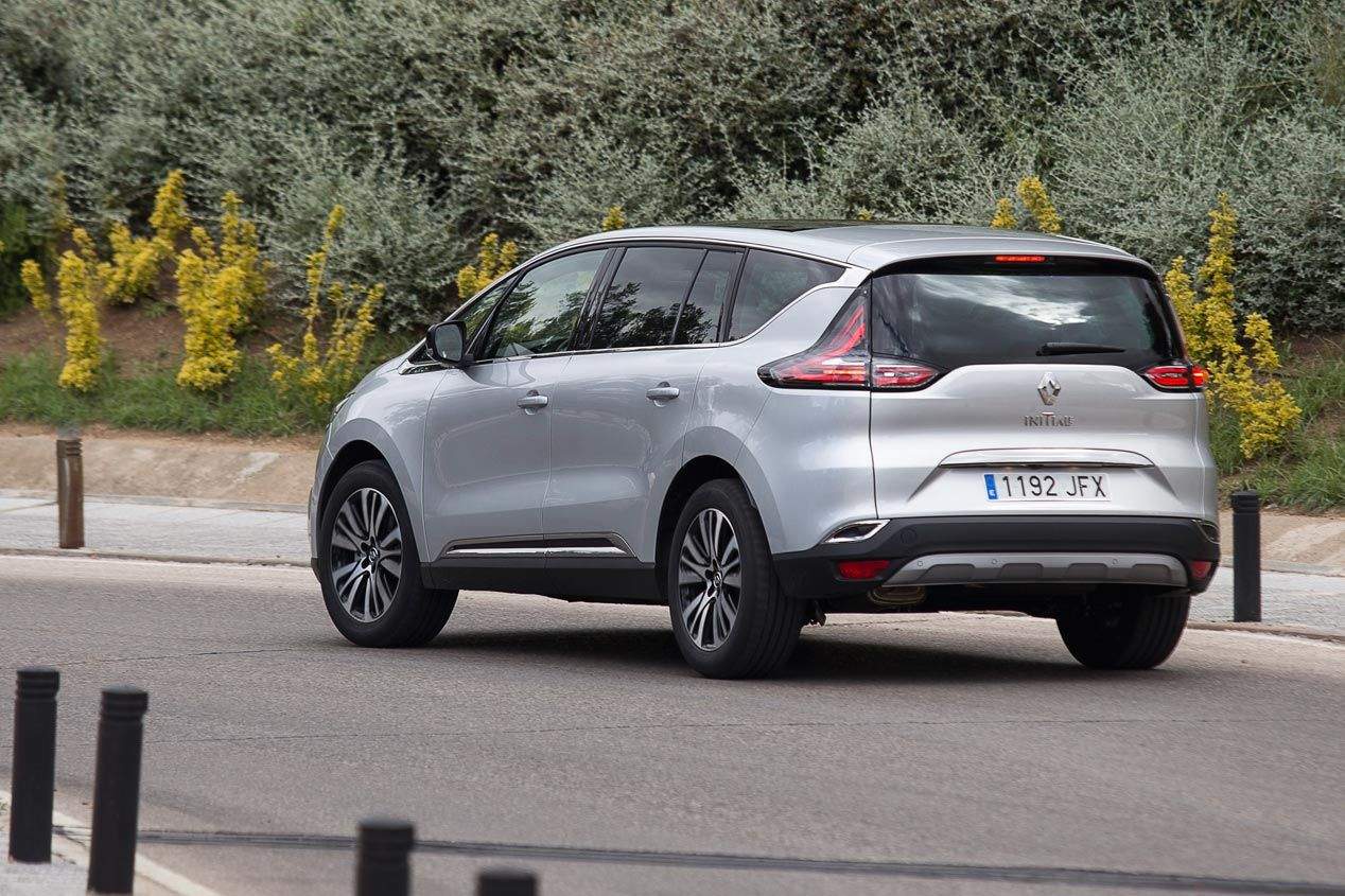 5 coches diferentes: los 'rara avis' del mercado