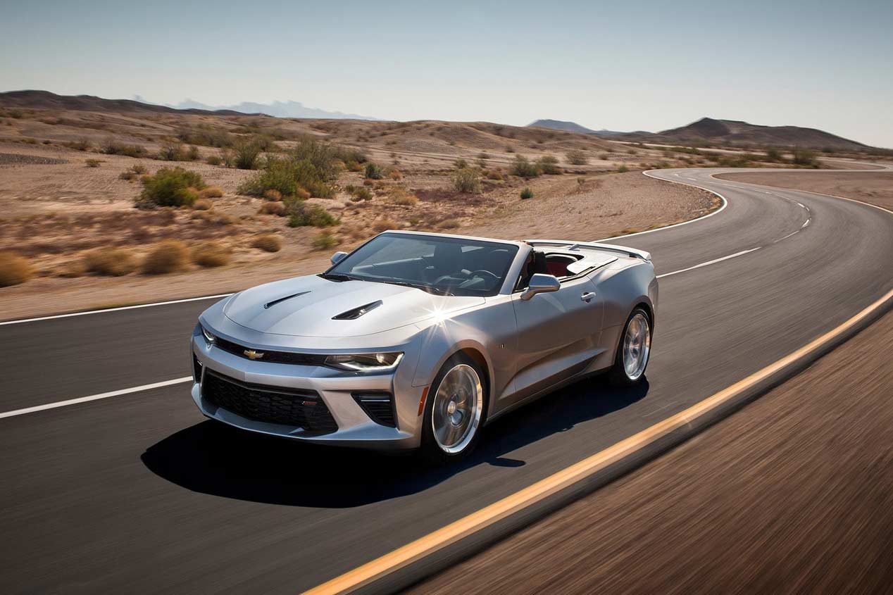 Chevrolet Camaro Convertible 2016, músculo al aire libre
