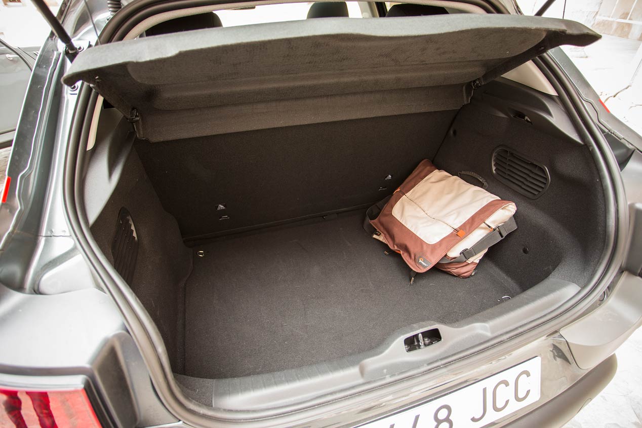 Citroën 2CV y C4 Cactus, vidas paralelas
