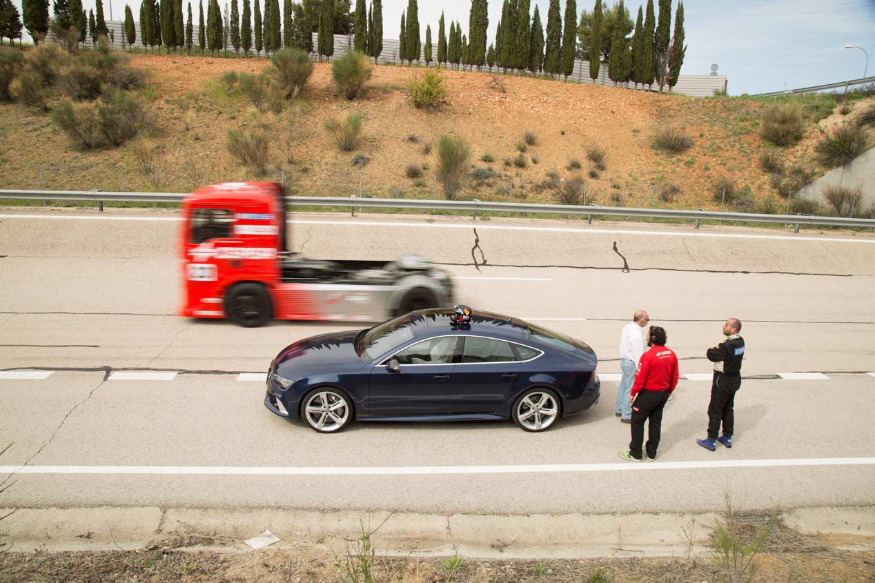 El camión de Antonio Albacete vs Audi RS7 Sportback
