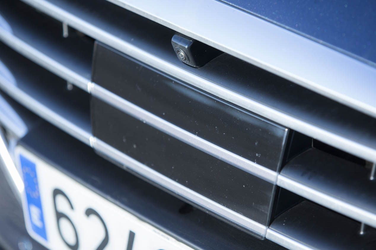 Hyundai Genesis Sedán 3.8 GDI V6, 'Lord Confort'