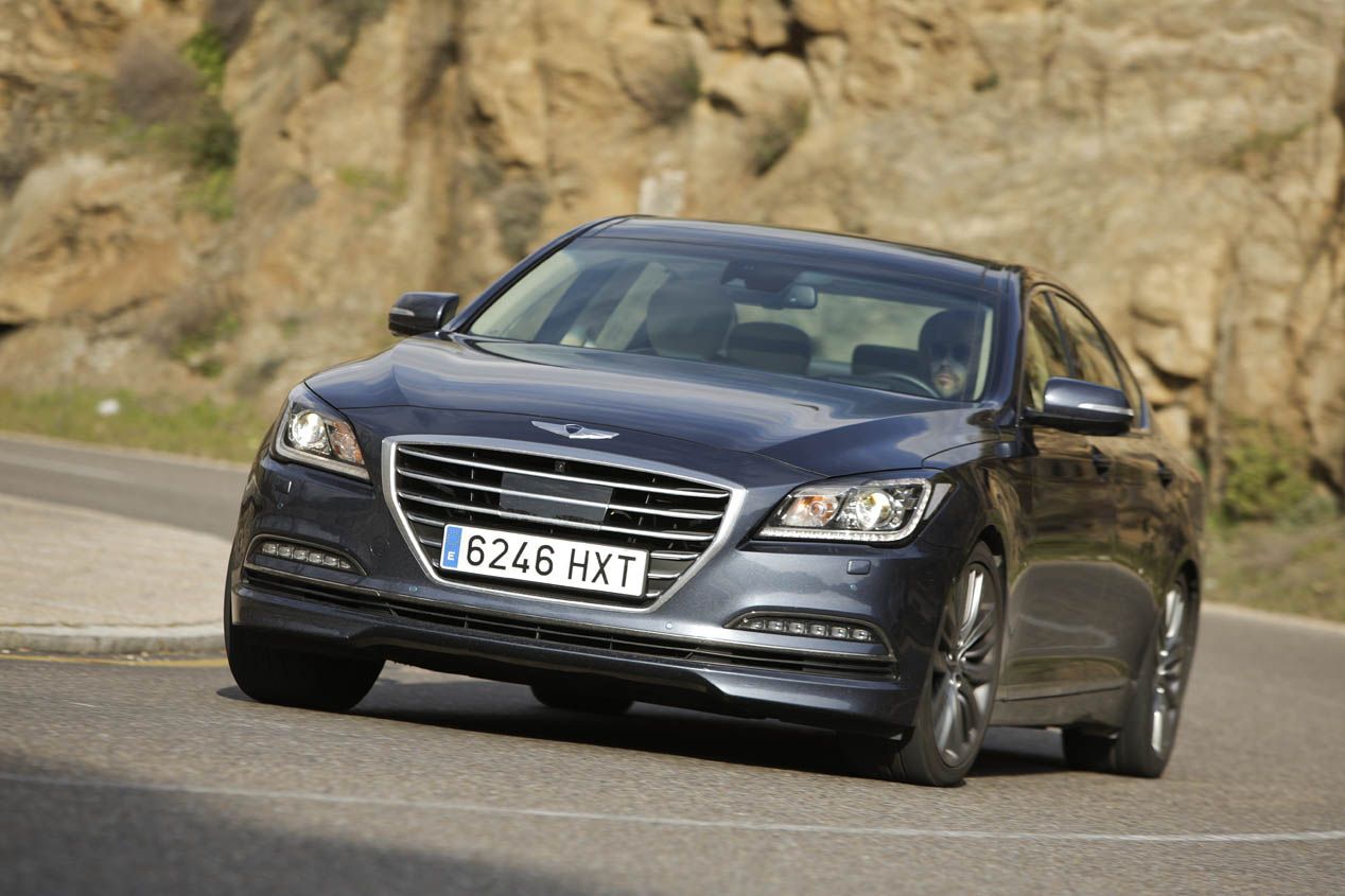 Hyundai Genesis Sedán 3.8 GDI V6, 'Lord Confort'