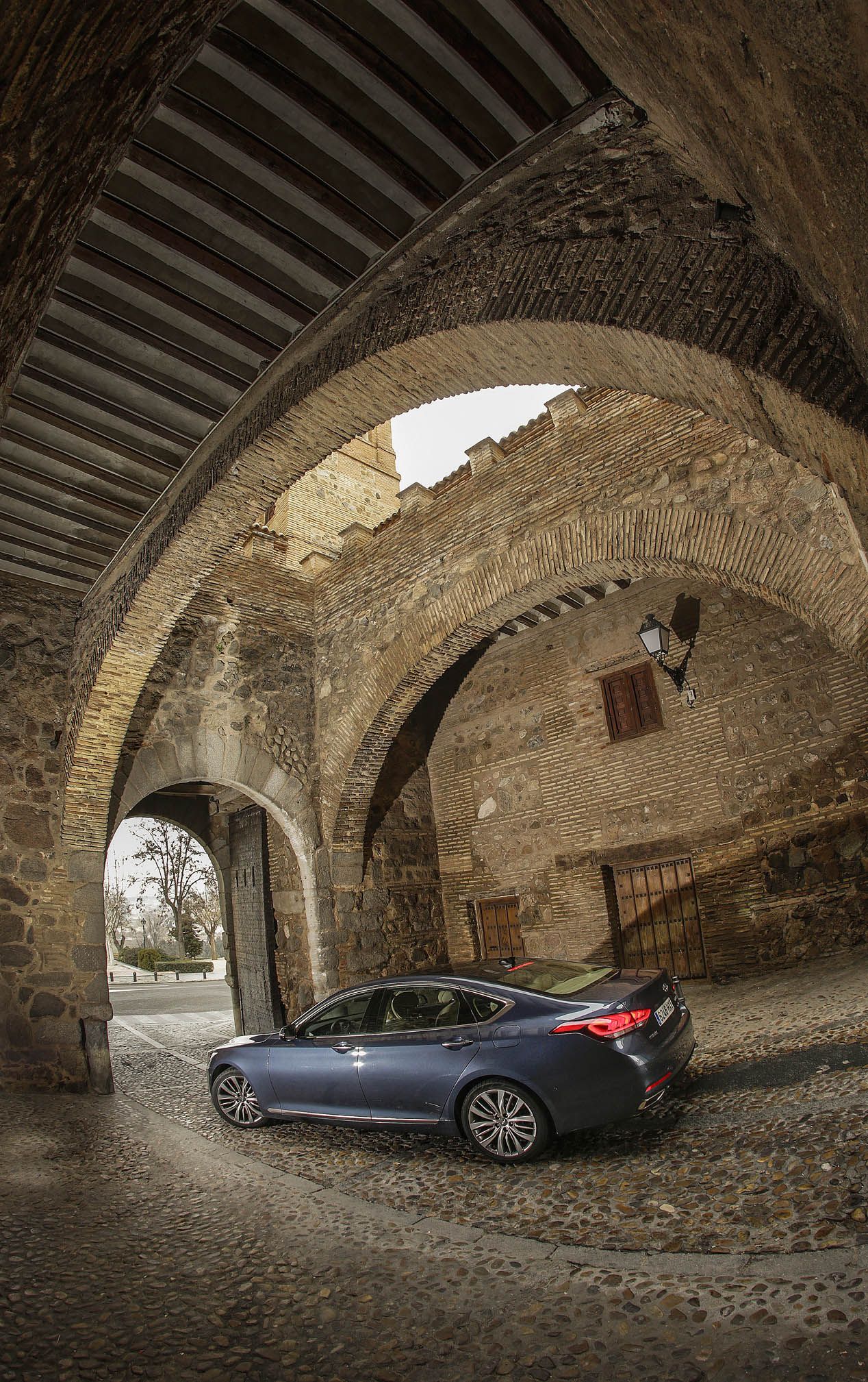 Hyundai Genesis Sedán 3.8 GDI V6, 'Lord Confort'