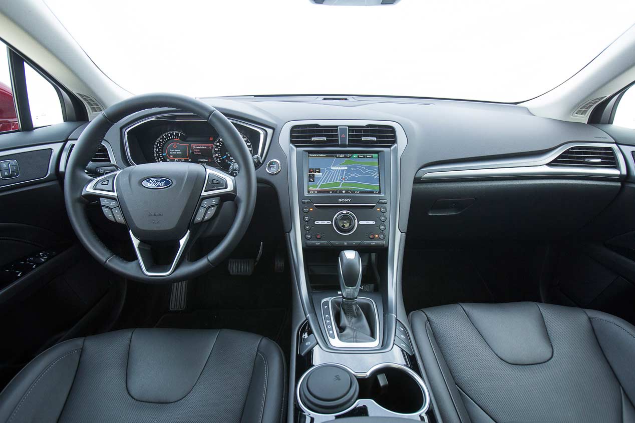Comparativa: Ford Mondeo 1.5 EcoBoost 160, Mazda 6 2.0 Skyactiv, VW Passat 1.4 TSI ACT 150