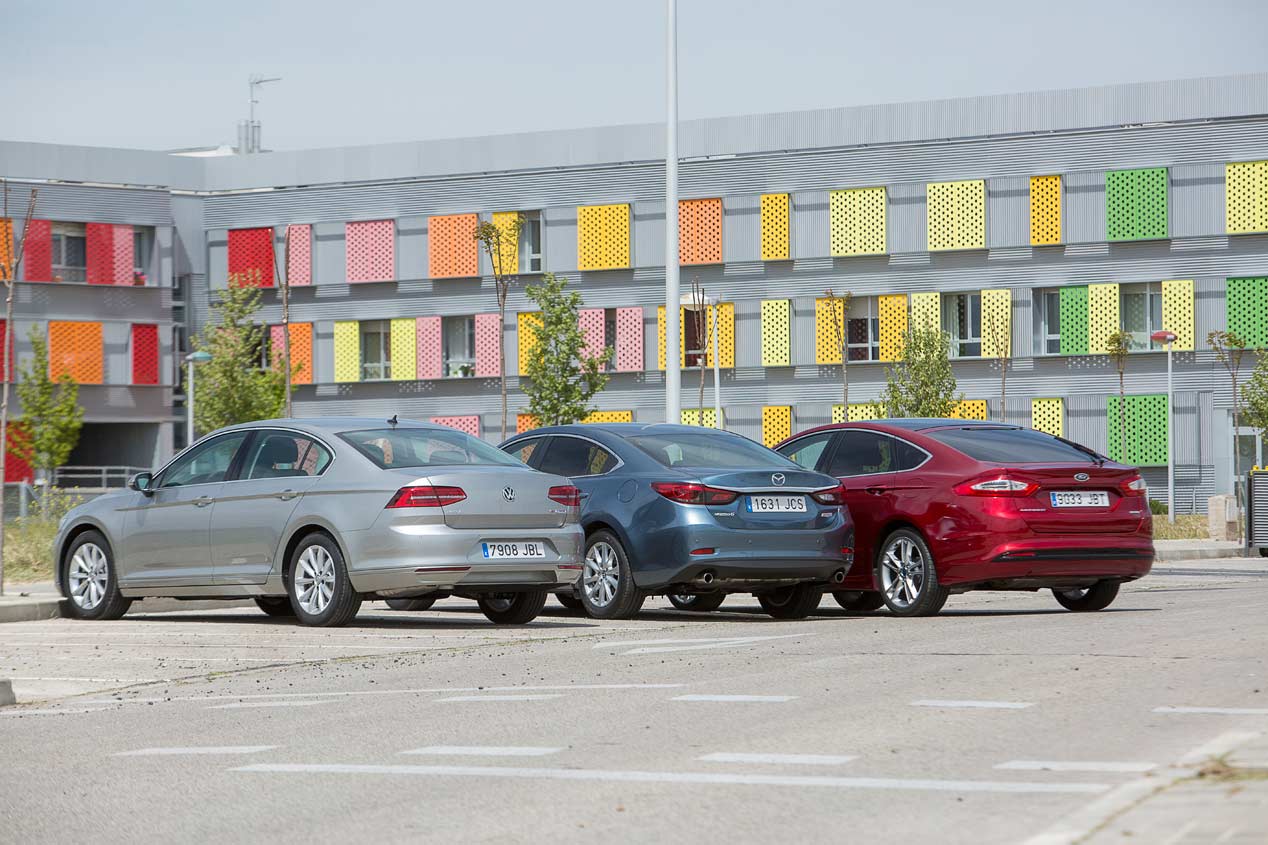 Comparativa: Ford Mondeo 1.5 EcoBoost 160, Mazda 6 2.0 Skyactiv, VW Passat 1.4 TSI ACT 150